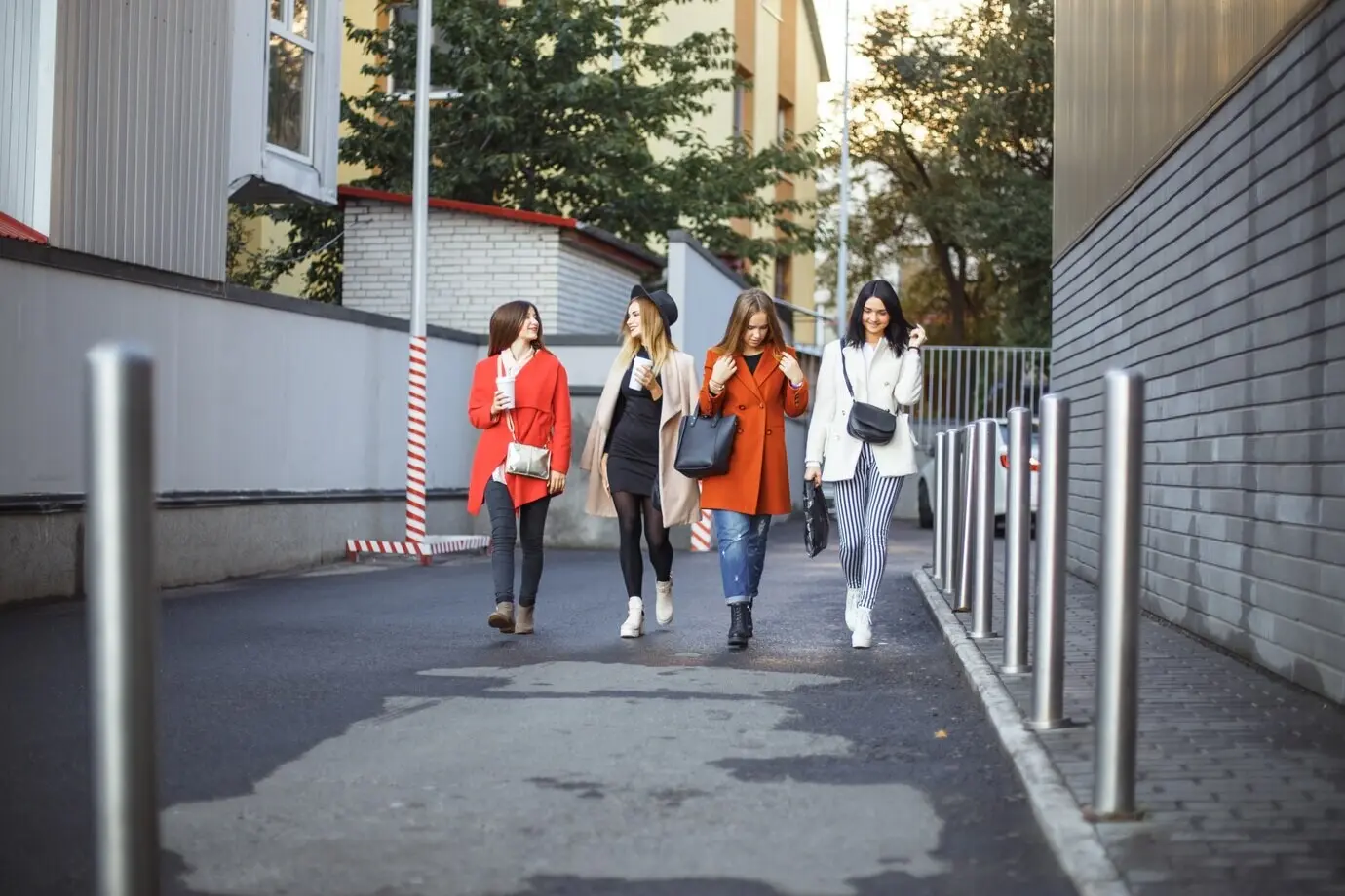 Bitte sende mir die ursprüngliche Beschreibung, damit ich sie auf Deutsch umformulieren kann.